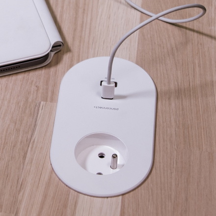 CARIQ S with 2 sockets and USB-C/A charging